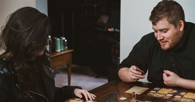 Wife cheats on her husband, demands her husband let her stay friends with her affair partner because he is the Dungeon Master of her Dungeons & Dragons group: 'Therapy has now shifted into separation.'