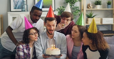 UPDATE: Employee refuses to organize boss's 50th birthday party after he made 0 effort for their birthday: 'I told him I'm not having anything to do with organizing anything for him'