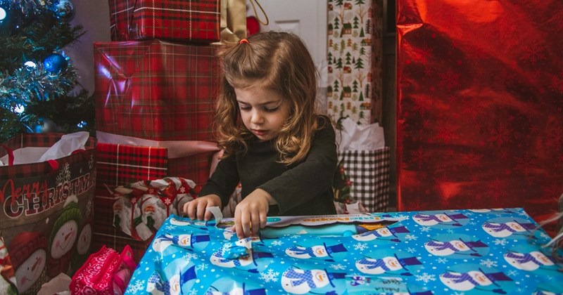 christmas family drama gifts kpop niece petty revenge funny entitled people Family - 43676677