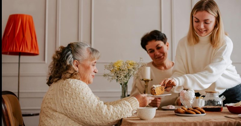 family drama entitled parents cooking brother parenting entitled people karma family food fiancee entitled people Family - 43099909