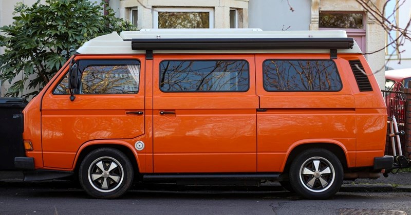 ‘I don’t know what I expected’: Resident gets their van towed by neighborhood council after they refuse to stop blocking new neighbor's driveway, despite their polite requests
