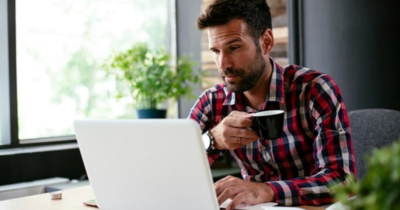 employee work video editing jobs contract employee freelance workplace quitting Workplace - 44459013