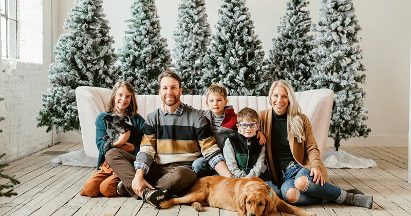 christmas family dynamics family drama holiday season family feud holiday family holidays happy holidays Family - 43419141