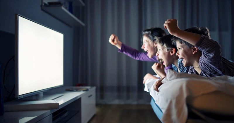 Aunt gets roped into babysitting nephews for 8 hours, despite parents' promise to be gone for one, so she lets the kids do whatever they want