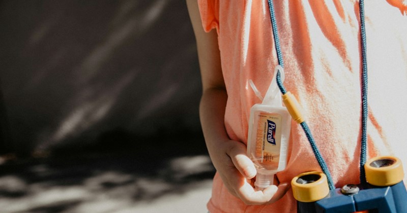 hand sanitizer, glue, family, school, friends, stepmom, stepdaughter, reddit, reddit thread, aita, revenge, petty revenge, students, middle school