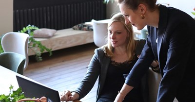 Micromanager tries to blame project delay on employee after employee reports her to HR: 'She now questions everything I do'