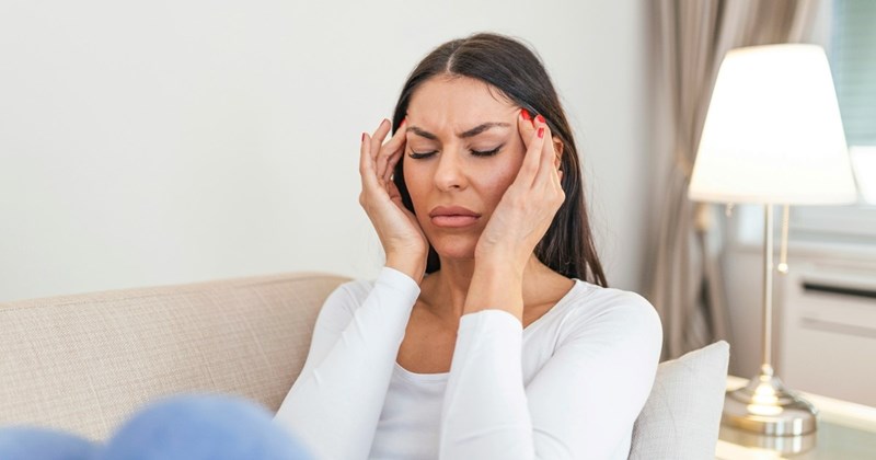 landlord neighbors dispute neighborhood-stories noise parties entitled people apartment Neighbors - 43861509