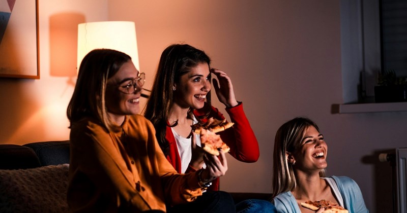 neighbors tenant neighborhood-drama Party girls night apartment Neighbors - 44267525