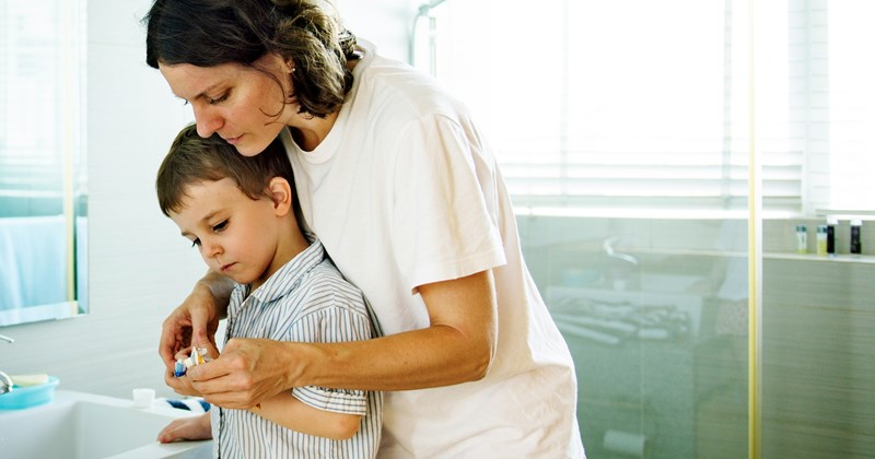 Babies family dynamics teens family drama stepmother aita AITAH infant kids brother sibling rivalry teenagers blended family siblings stepchild moms family feud parenting family reddit thread parent raising kids Parenting Fail parents children Family - 43202565