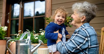Grandma tells 40-year-old mom she likes her 4-year-old daughter more than her 3-year-old daughter: 'She didn't see anything wrong with saying that she preferred one of them.'
