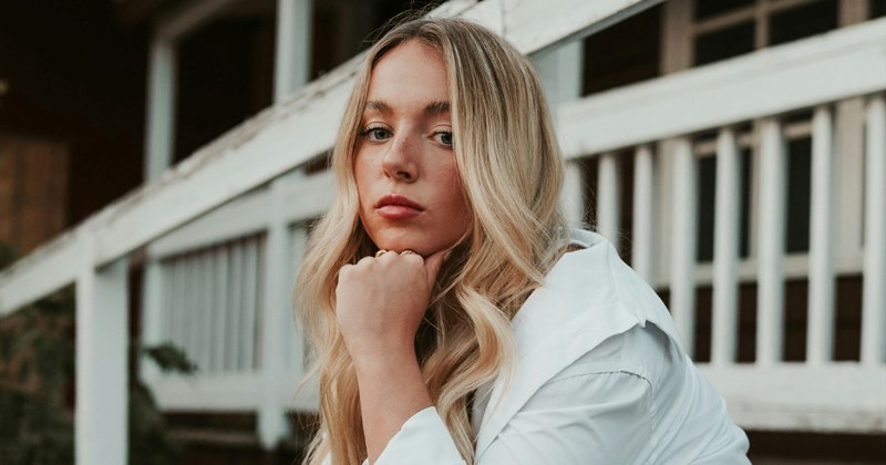 relatives family drama family feud aunt cousins entitled people Family - 44446725