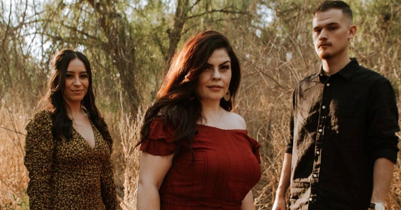 Dad and stepmother insist 17-year-old son and 16-year-old daughter cut ties with dad's ex-girlfriend, with whom they have a deep connection