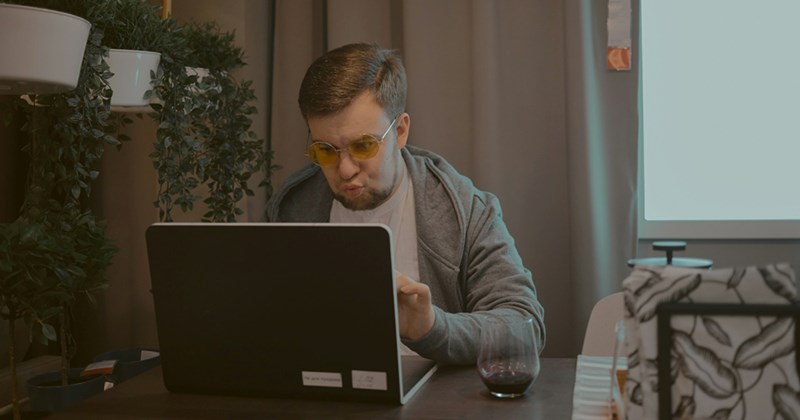 twitter Twitter Thread student loans millennials 401k debt Reddit money Discourse - 43613445