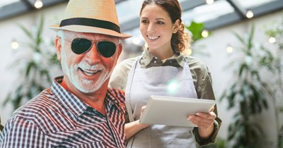 Server buys "small gift" for 93-year-old elderly regular who tips 60-70% of the bill each visit: 'I appreciate you coming in and eating here' 