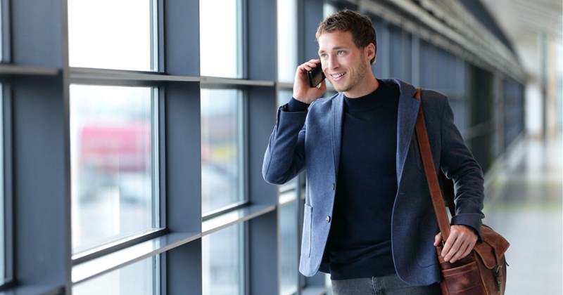 Entitled woman mistakes a blazer-wearing passenger for airport staff and starts making demands for an upgrade: ‘This woman in a tracksuit storms up to me dragging 2 suitcases looking like it was the end of her world’